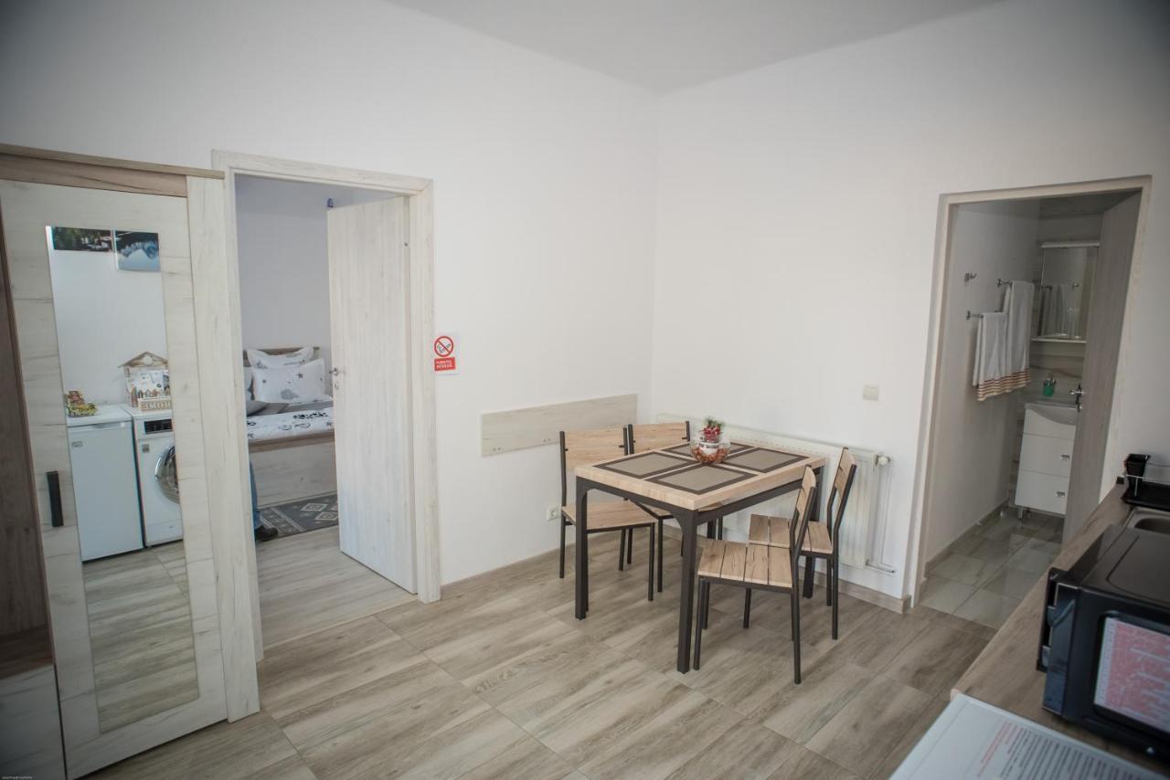 Apartament La Mal Sibiu Exterior photo